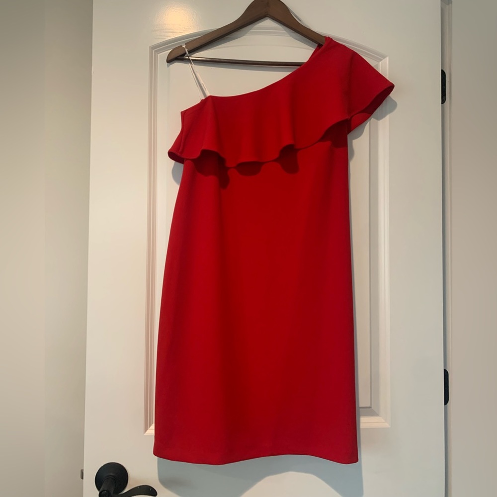 NWOT Julia Jordan one shoulder ruffle dress